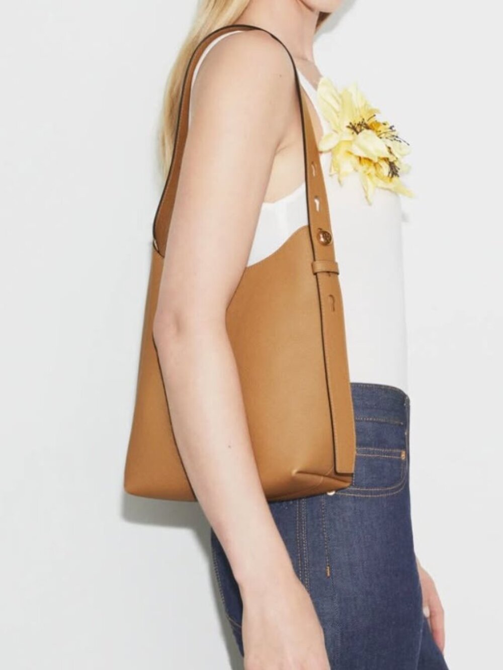 Tory Burch - Romy Small Hobo Bag - Picture 2 of 4